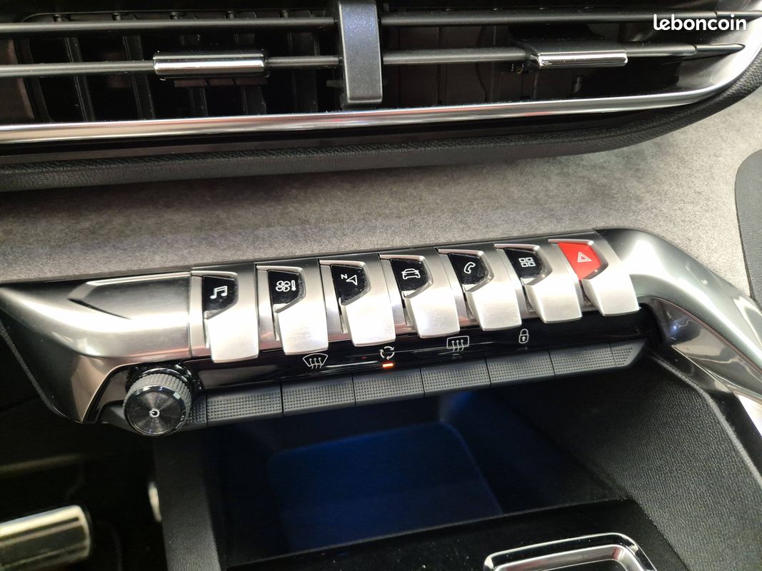 PEUGEOT 3008 BlueHDi 130ch S&S EAT8 GT (image 15)