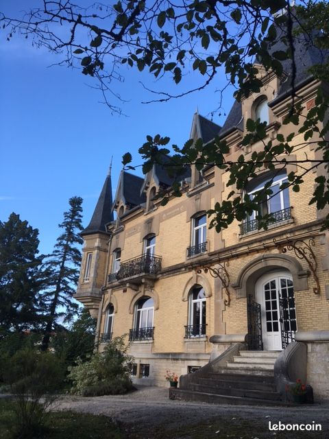 Appartement 4 pièces 115 m² · à Lons-le-Saunier · 115 m² · 995 €/mois