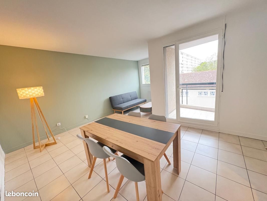 Appartement 2 pièces 47 m² · à Villeurbanne · 47 m² · 900 €/mois