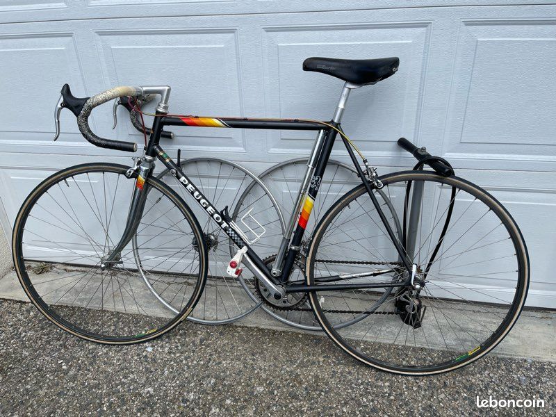 Paire De Roues Peugeot Pour Vélo Ancien De Collection, Fabrication Française