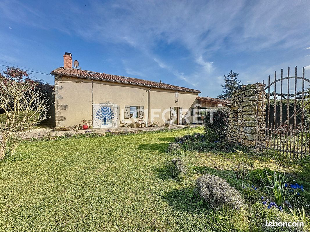 Propriété 6 pièces 144 m² - Glénay 79330 (image principale 15)