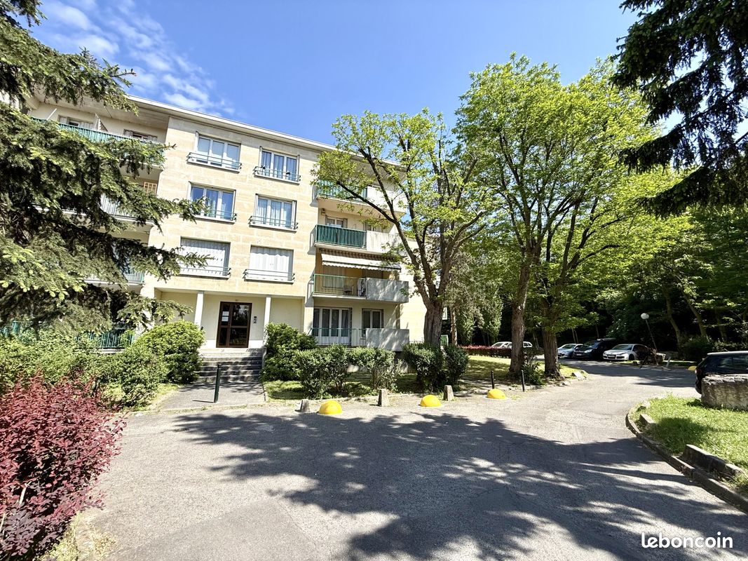 Appartement 3 pièces 58 m² · à Bondy · 58 m² · 109 000 €