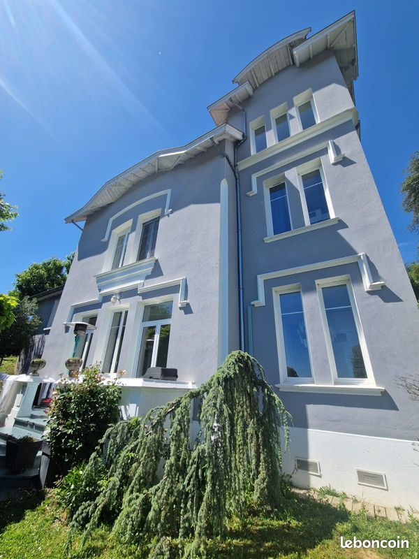 Maison 6 pièces 158 m² · à Neyron · 158 m² · 5 000 €/mois