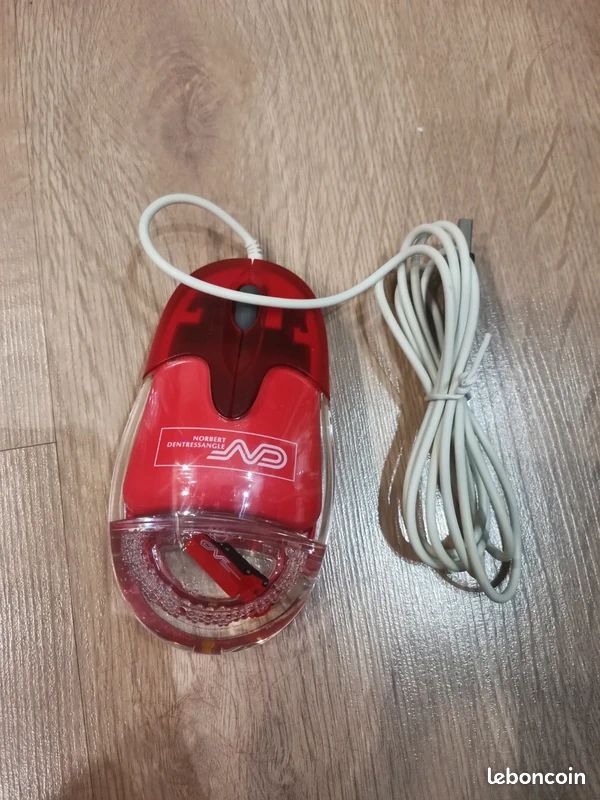 Souris filaire (image 1)