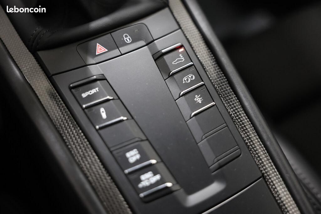 Porsche 911 991.2 GT3 Touring. - Lift - Pack Carbone int (image 9)