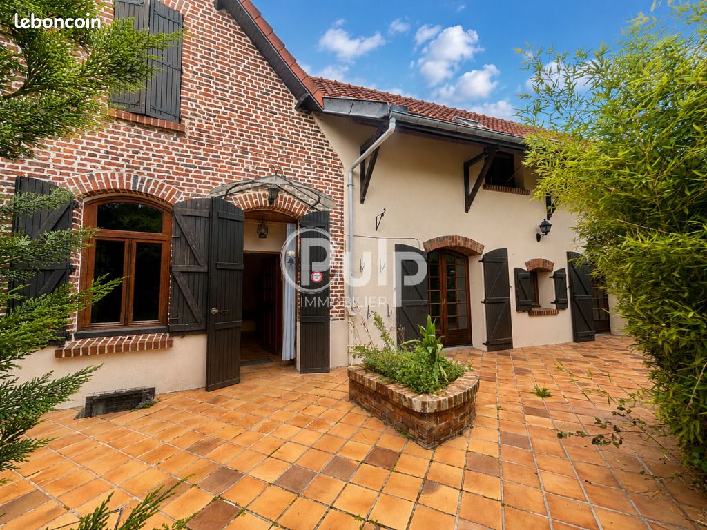 Maison 6 pièces 225 m² · à Biache-Saint-Vaast · 225 m² · 338 000 €
