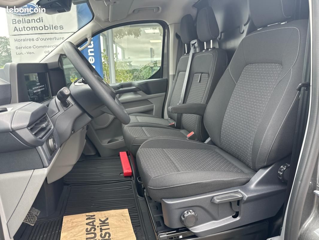 Ford Transit Custom FOURGON FGN 320 L1H1 2.0 ECOBLUE 170 CH BVA8 TREND (image 14)
