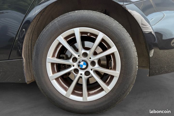 BMW SERIE 3 316d 116ch LOUNGE / GARANTIE / FULL ENTRETIEN BMW / 4 PNEUS OK / CHAINE DE DISTRI OK / EMBRAYAGE OK (image 18)