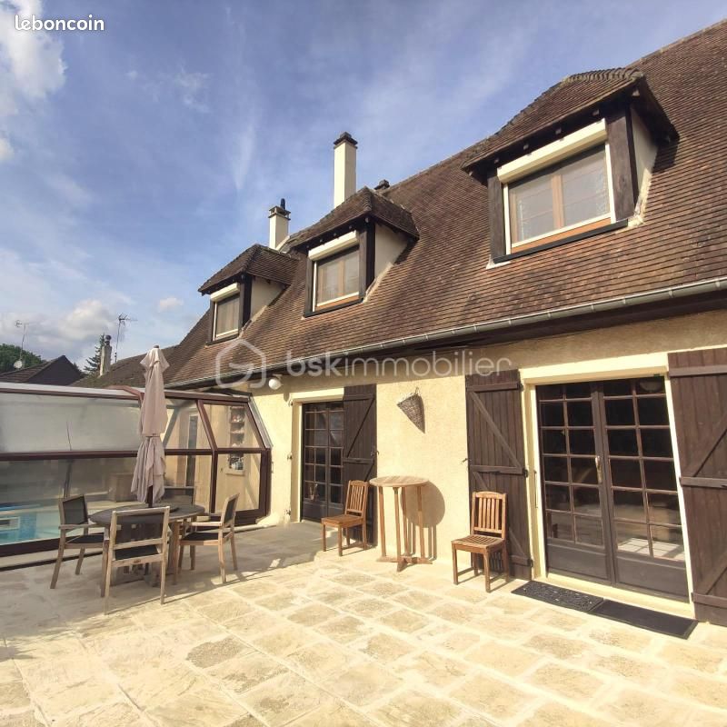 Maison 5 pièces 160 m² · à Beauvais · 160 m² · 342 000 €