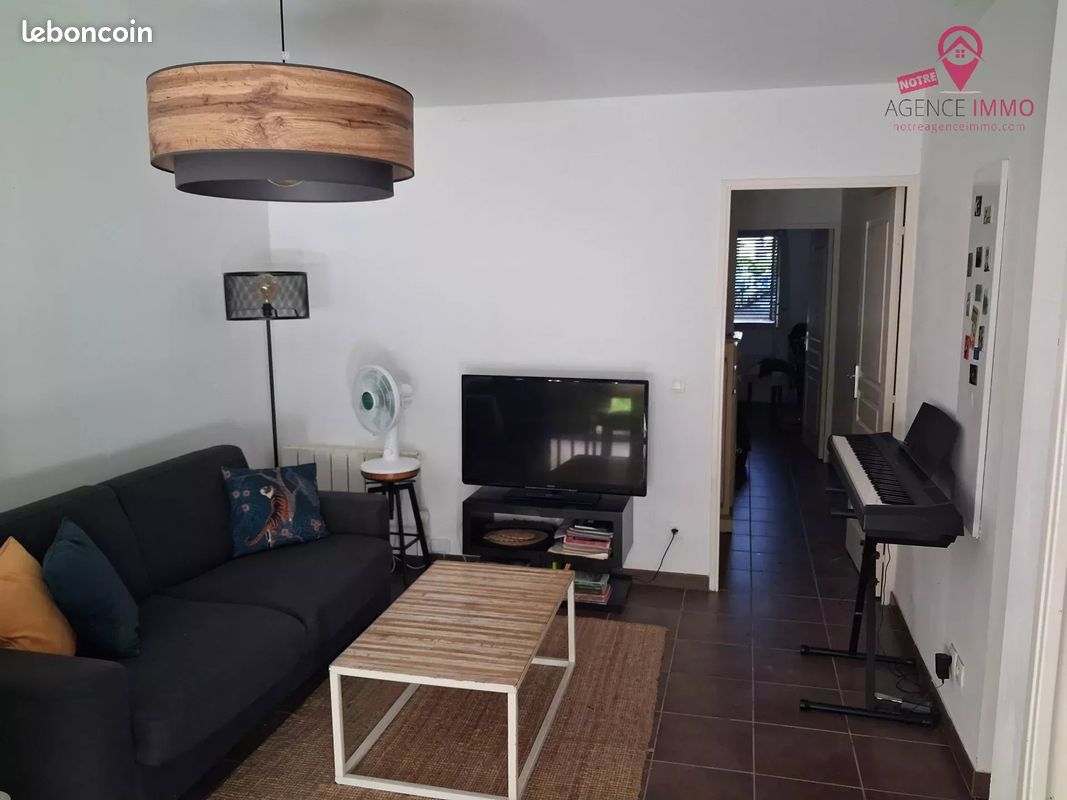 Appartement 4 pièces 49 m² · à Lyon · 49 m² · 733 €