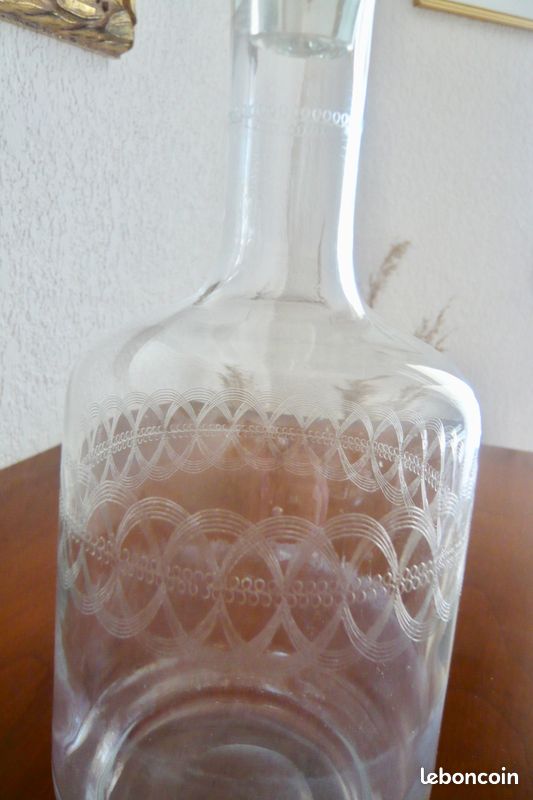 JOLIE CARAFE ANCIENNE à VIN, VERRE CISELE, BOUCHON à FACETTES (image 5)