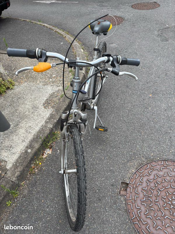 Velo fille taille m (image 8)