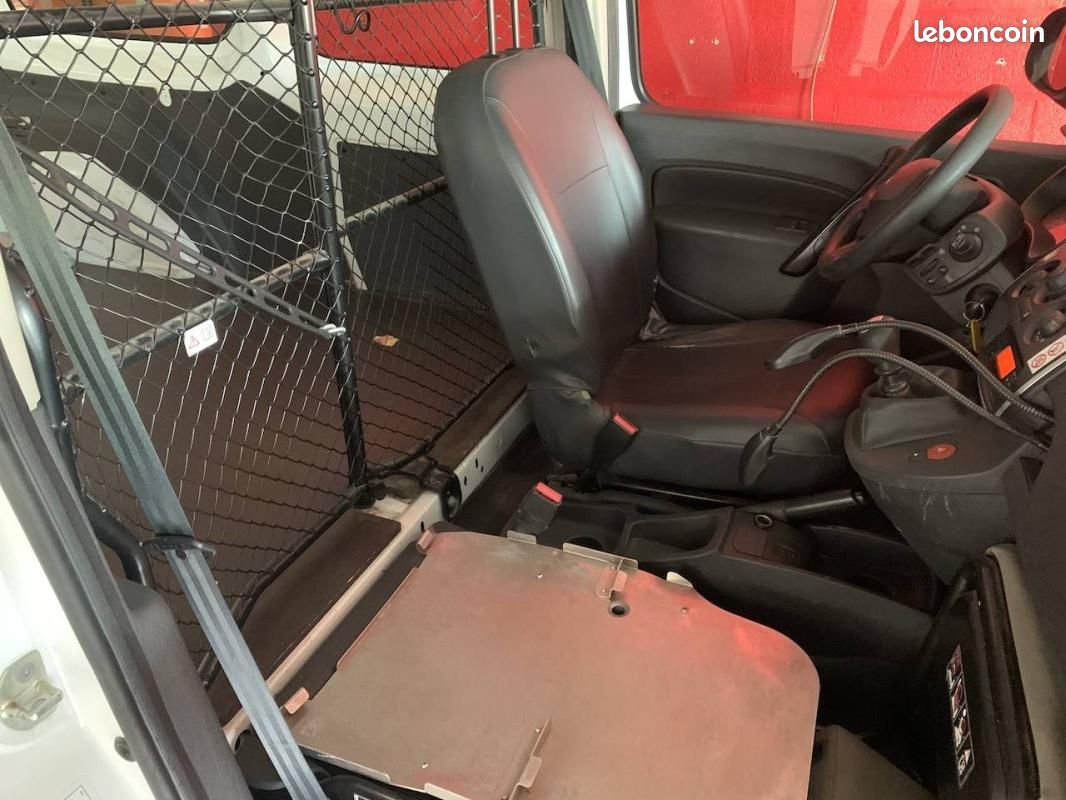 Renault Kangoo MAXI EXPRESS 1.5BLUE DCI 95 CONFORT (image 9)