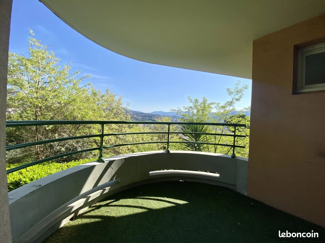 Appartement 2 pièces 47 m² · à Nice · 47 m² · 858 €