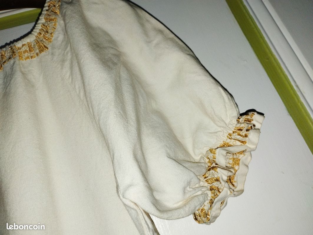 Haut Long Altar'd State En Crème - Taille M - Broderie - Épaules Dénudées - Neuf Avec étiquettes