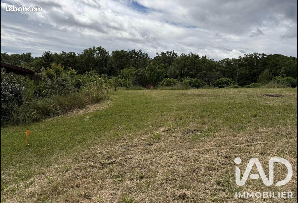 Terrain 492 m² · à Clermont-l'Hérault · 492 m² · 149 000 €