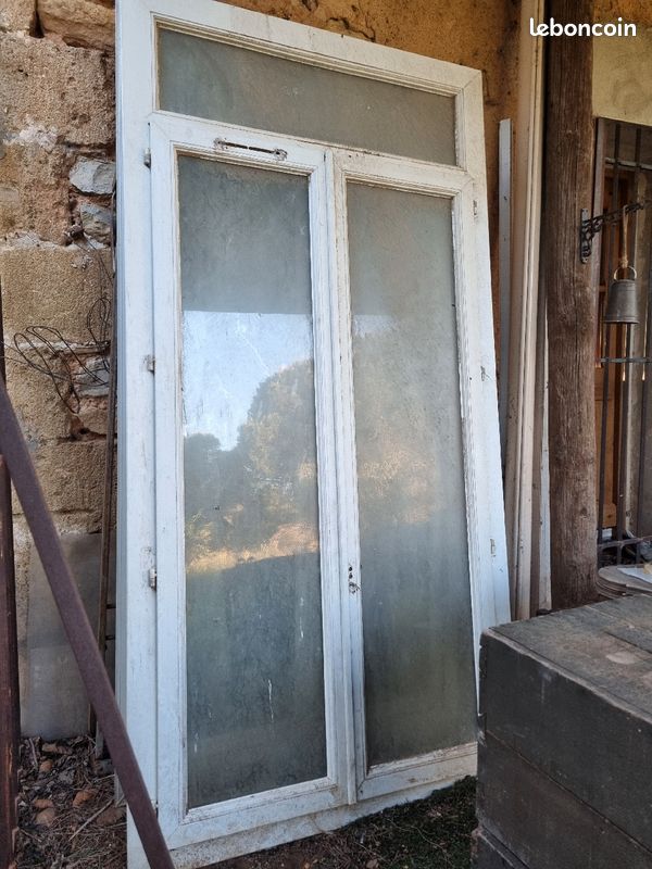 Fenêtre PVC (image 1)