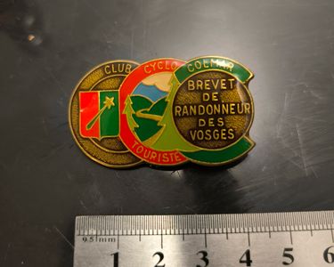 Insigne Broche Ancien Cyclotouriste - Circuit Des Vosges - Fraisse D. - Années 60