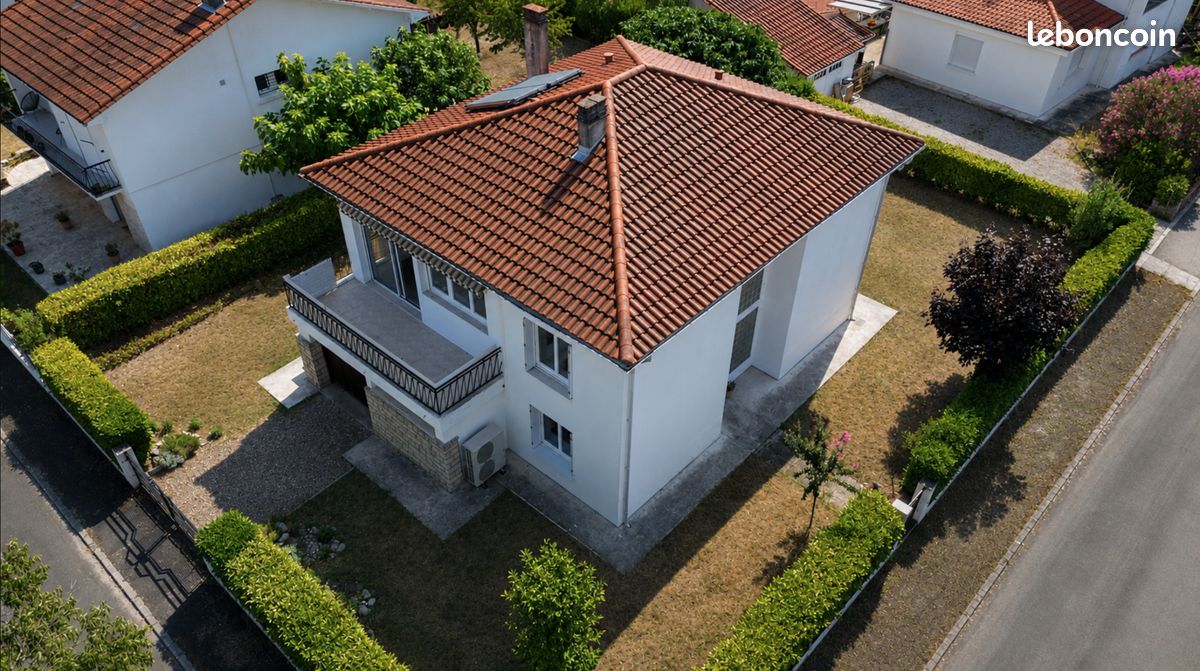 Maison 8 pièces 80 m² · à Bergerac · 80 m² · 176 000 €