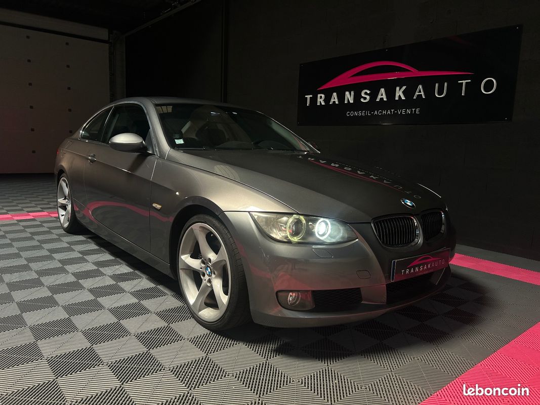 BMW SERIE 3 COUPE E92 325i 3.0L N53 218ch Luxe Steptronic A - FACTURE ENTRETIEN COMPLET DEPUIS L'ACHAT - ENTRETIEN À JOUR (image 3)