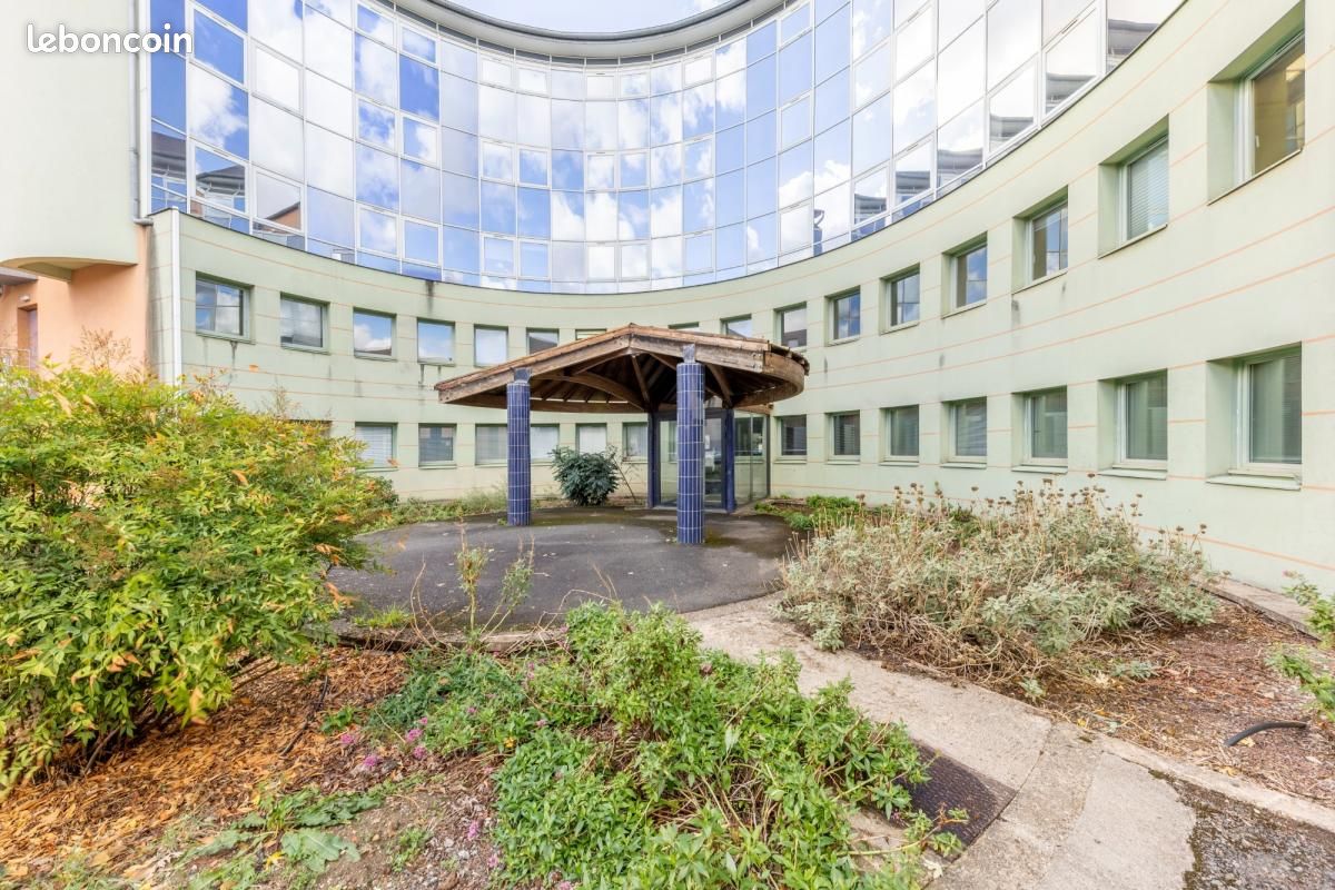 Immeuble 2 395 m² Nevers (image 2)