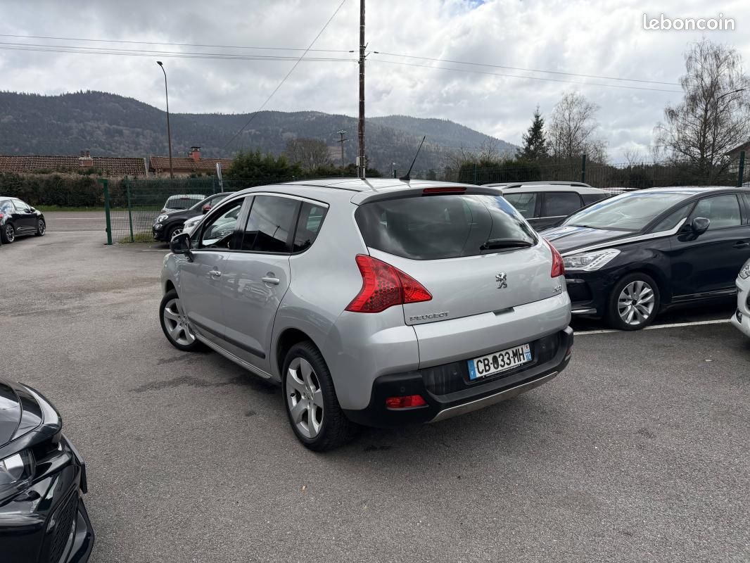 Peugeot 3008 1.6 HDi112 FAP Allure (image 11)