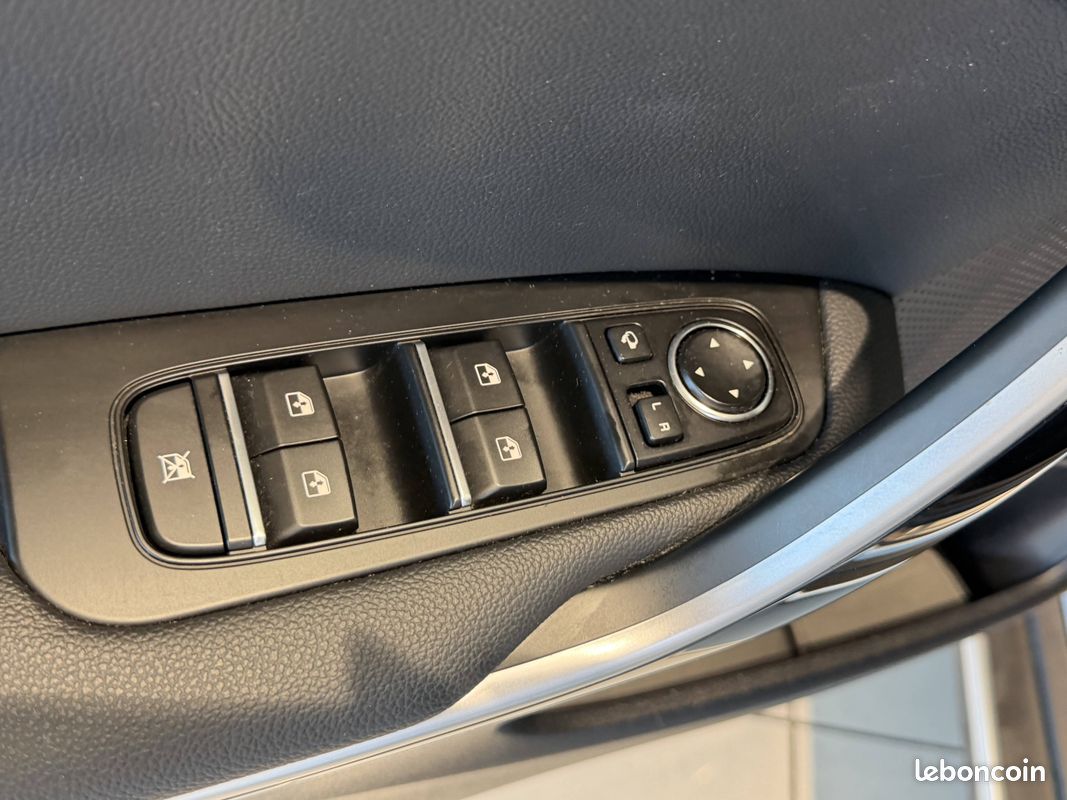 KIA XCeed 1.6 CRDi 136 ch MHEV iBVM6 Design (image 31)