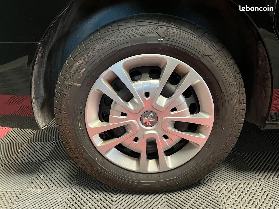 Peugeot EXPERT Urban Compact (image 37)