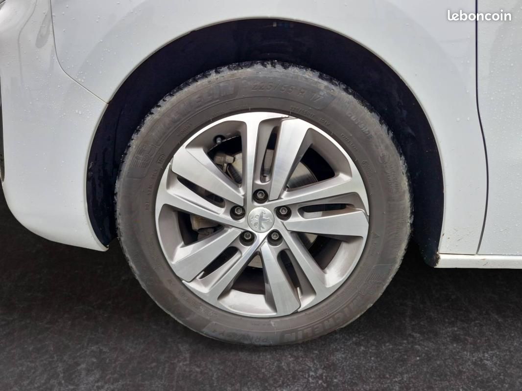 Peugeot Traveller Long Allure 2.0 BlueHDi 180 EAT8 8 Places • Cuir Entretien Peugeot Attelage (image 19)