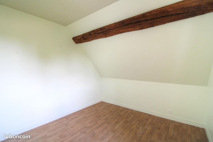 Maison a louer sainte-genevieve-des-bois - 6 pièce(s) - 226 m2 - Surfyn