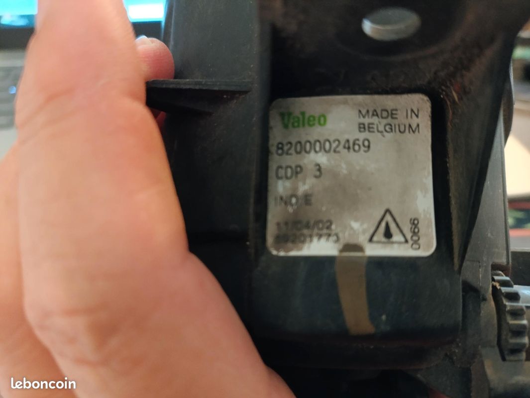 Anti-brouillard renault clio 3 (image 3)