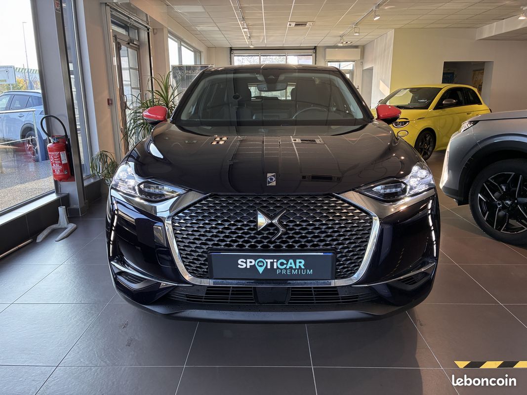 DS3 CROSSBACK Inès de la Fressange HDI 130 CH EAT8 (image 1)