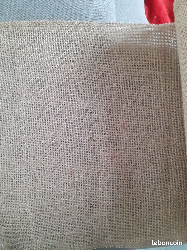 Chemin de table en toile de jute (image 3)