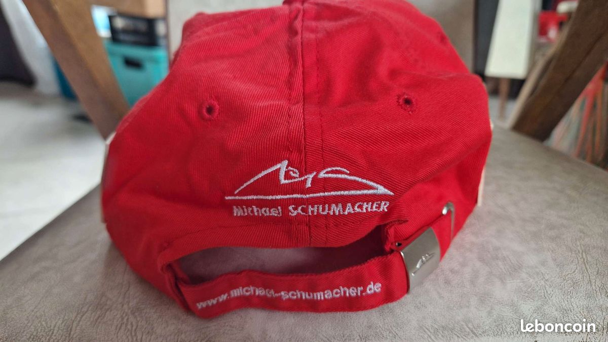 CHAPEAU CASQUETTE FERRARI Michael Schumacher F1 Officiel 2000/01 EUR 83,34 - FR