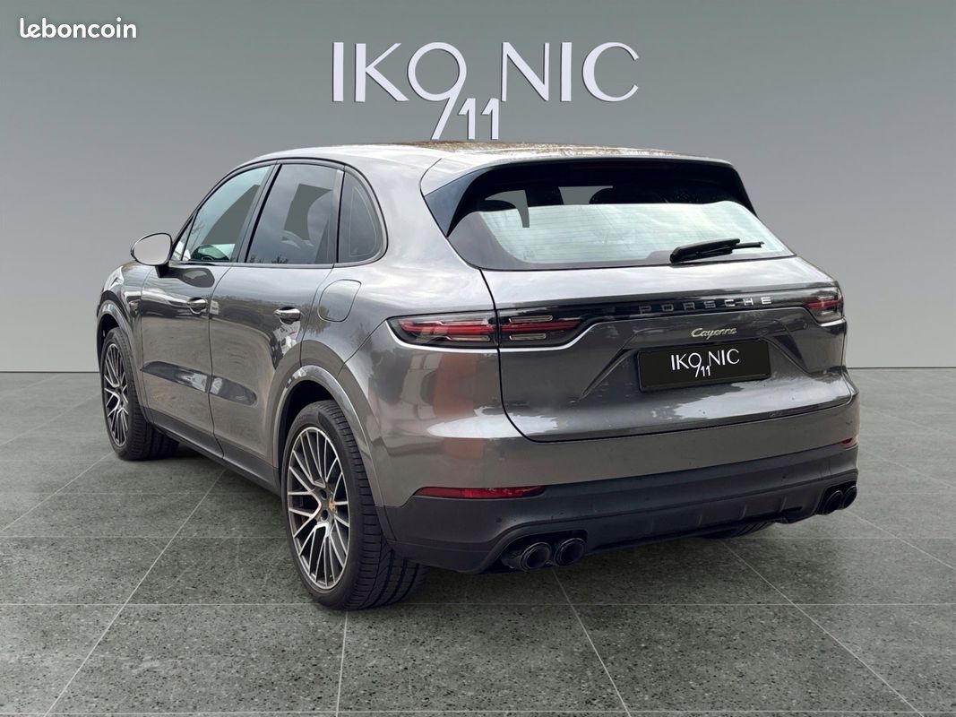 Porsche cayenne e-hybrid 3.0l v6 462ch TOIT OUVRANT / PASM / CAMÉRA 360 / SIÈGES CHAUFFANTS / JANTES 22P (image 7)