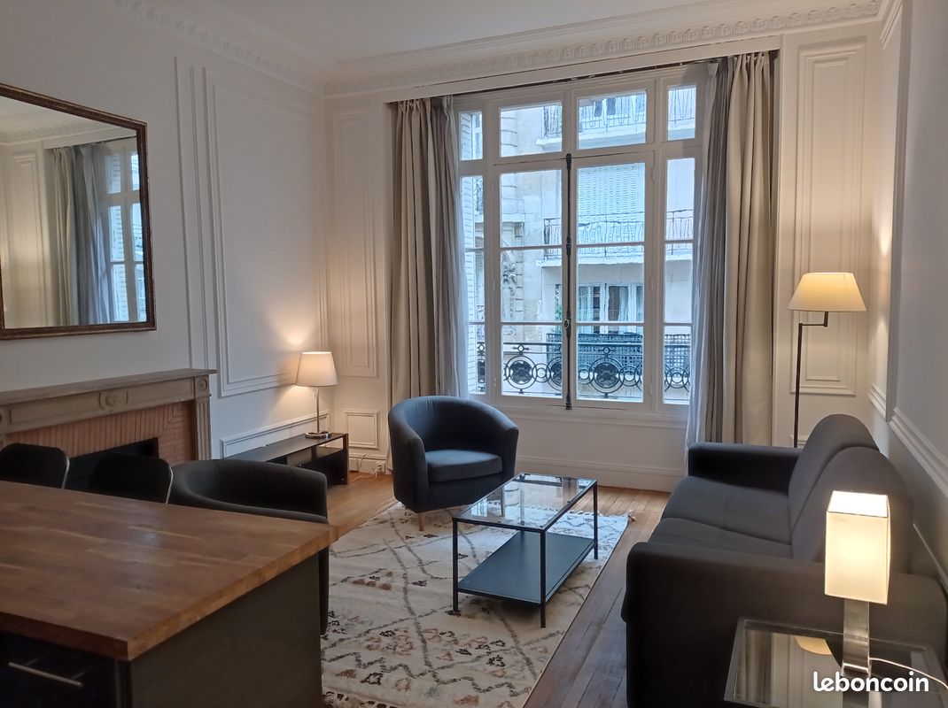 Appartement 2 pièces 45 m² · à Paris · 45 m² · 1 800 €