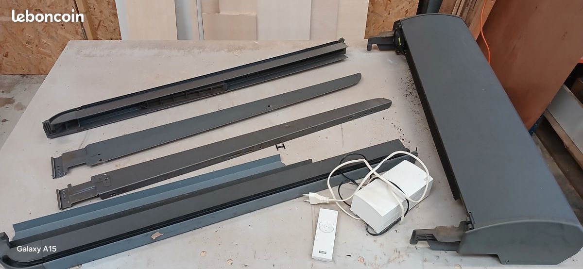 Volet rigide de velux (image 1)