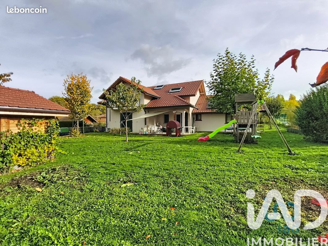 Maison 5 pièces 202 m² · à Larringes · 202 m² · 670 000 €