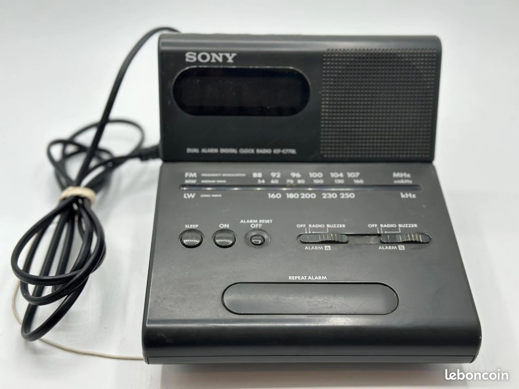 Radio Vintage Sony ICF-790 - 1998 - Testée OK - Bon état