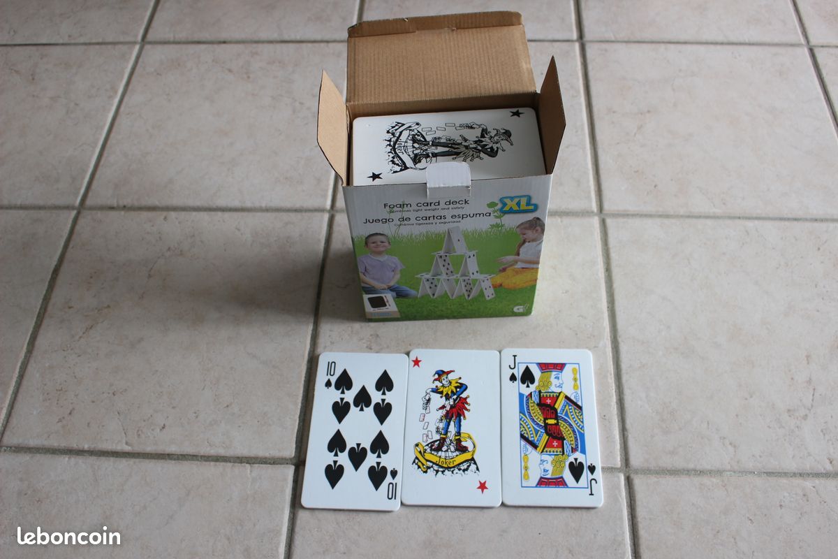 Cartes en mousse géantes (image 2)