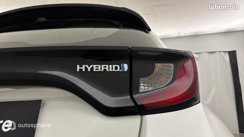 Toyota Yaris 116h Dynamic 5p MY22 (image 21)