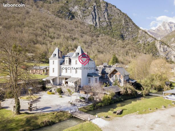 Chateau 29 pièces 536 m²