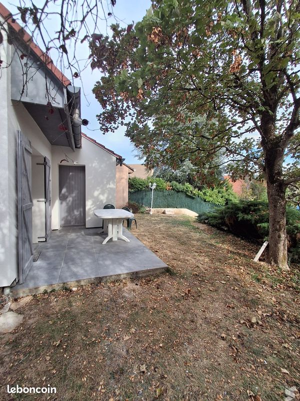 Appartement 4 pièces 78 m² · à Villefontaine · 78 m² · 1 289 €/mois