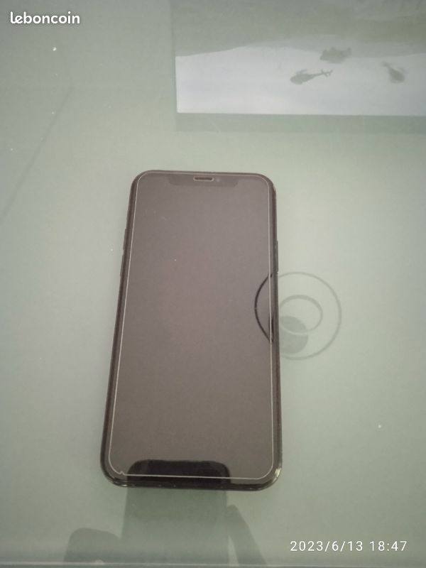IPhone 11 pro 256go (image 3)