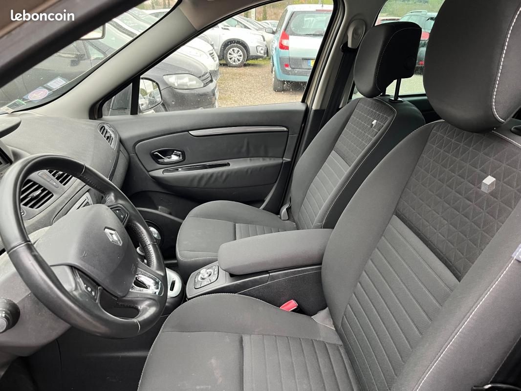 Renault Scénic III TCe 130 Energy Zen (image 9)