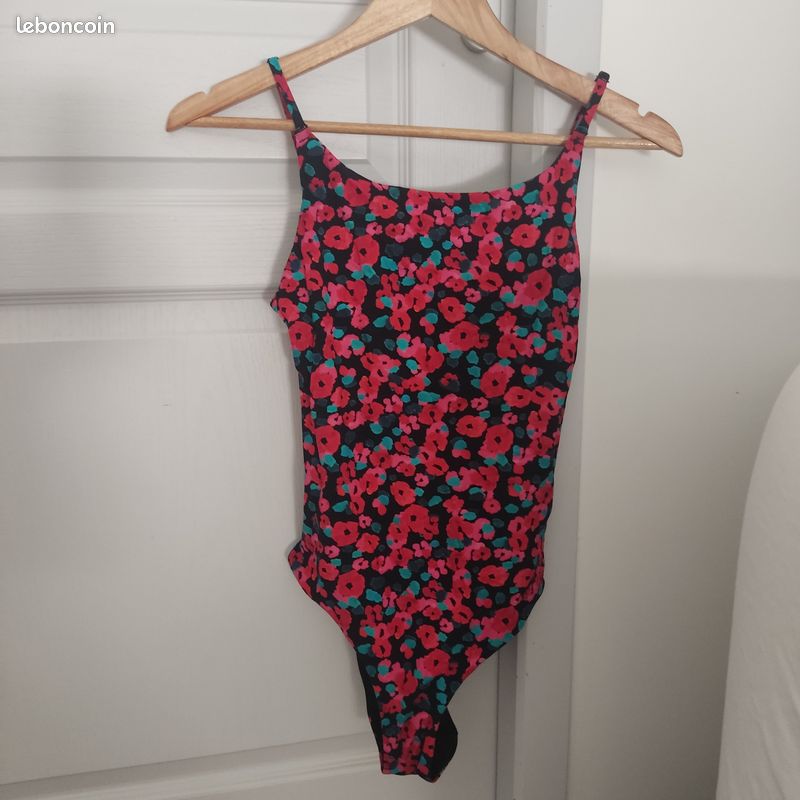 Maillot de bain une piece (image 1)