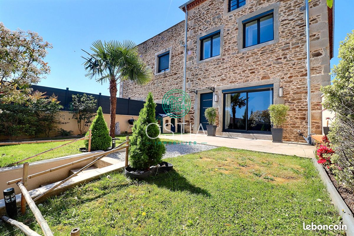 Appartement 3 pièces 65 m² · à Genilac · 65 m² · 240 000 €