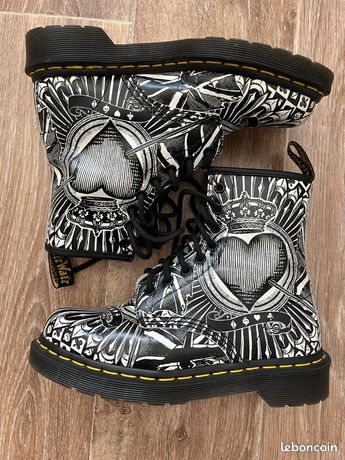 Dr Martens Playing Card Shoes Martens Shoes Doc Martens 146