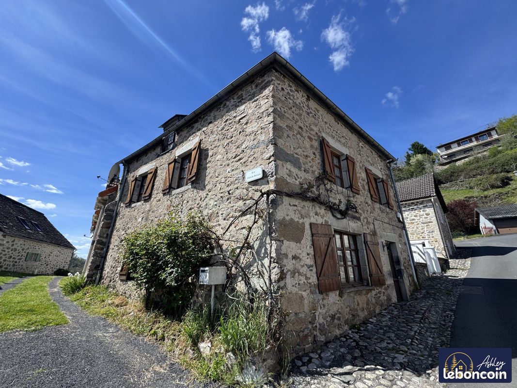 Maison 4 pièces 77 m² · à Antignac · 77 m² · 47 000 €
