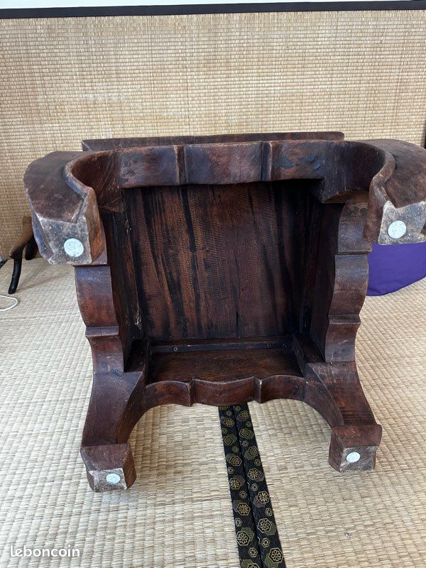 Table basse vintage style wabi-sabi – bois massif (image 4)